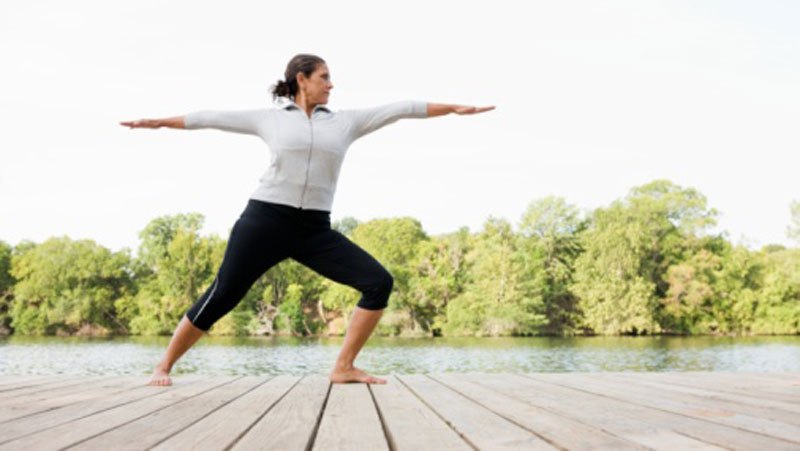 diabetes-latina-woman-yoga